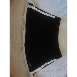 Nike tennis skort